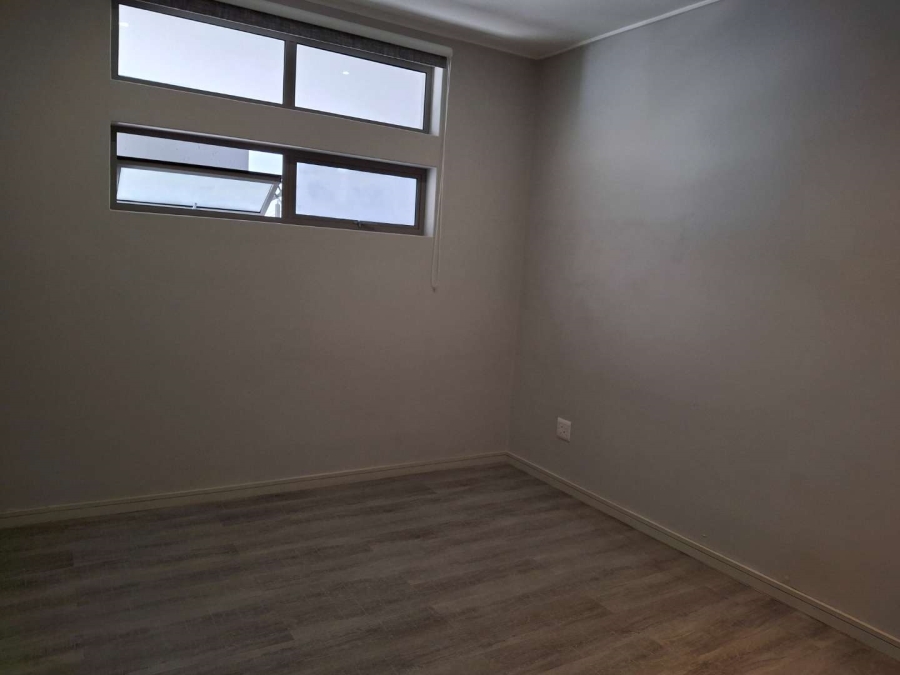 To Let 2 Bedroom Property for Rent in Illovo Gauteng