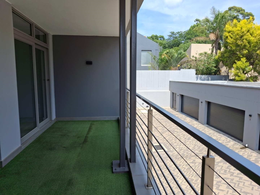 To Let 2 Bedroom Property for Rent in Illovo Gauteng