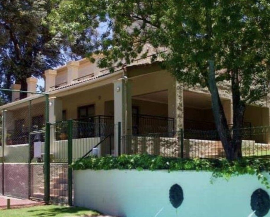 To Let 1 Bedroom Property for Rent in Benmore Gardens Gauteng