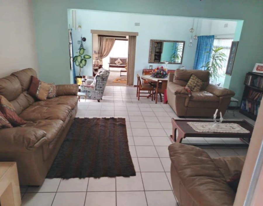 3 Bedroom Property for Sale in Glen Marais Gauteng