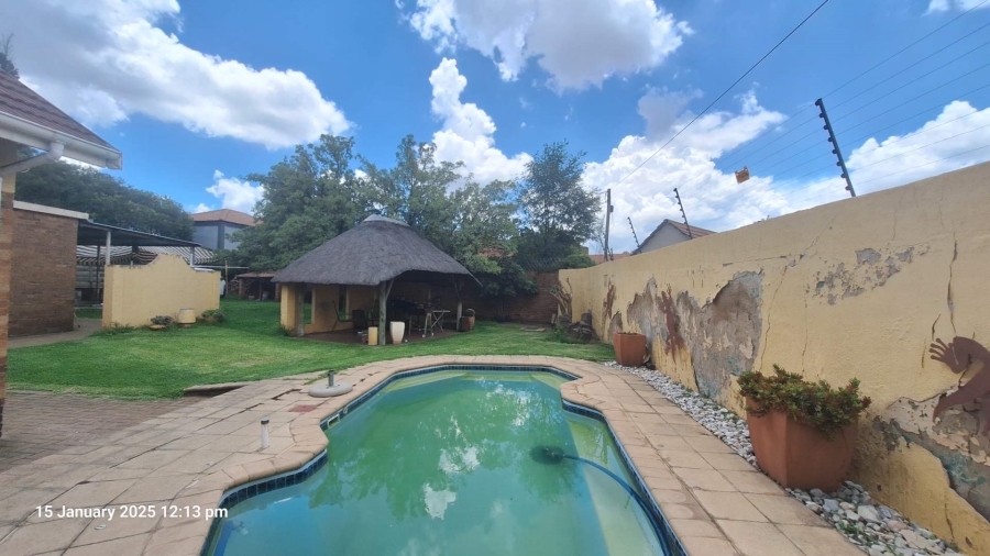 3 Bedroom Property for Sale in Parkdene Gauteng