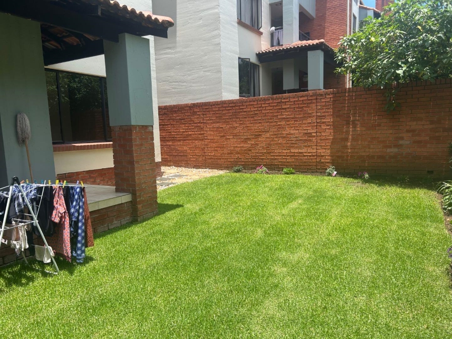 To Let 2 Bedroom Property for Rent in Greenstone Hill Gauteng