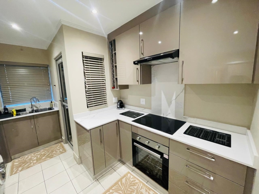 2 Bedroom Property for Sale in Sandhurst Gauteng