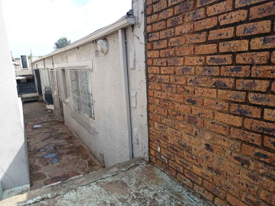 To Let commercial Property for Rent in Benoni Central Gauteng