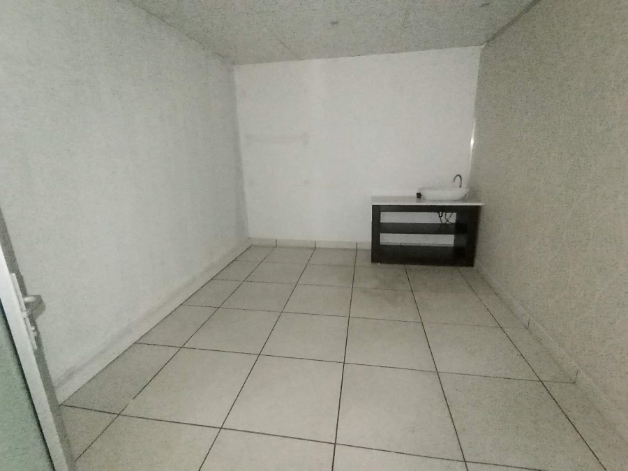 To Let commercial Property for Rent in Northmead Gauteng