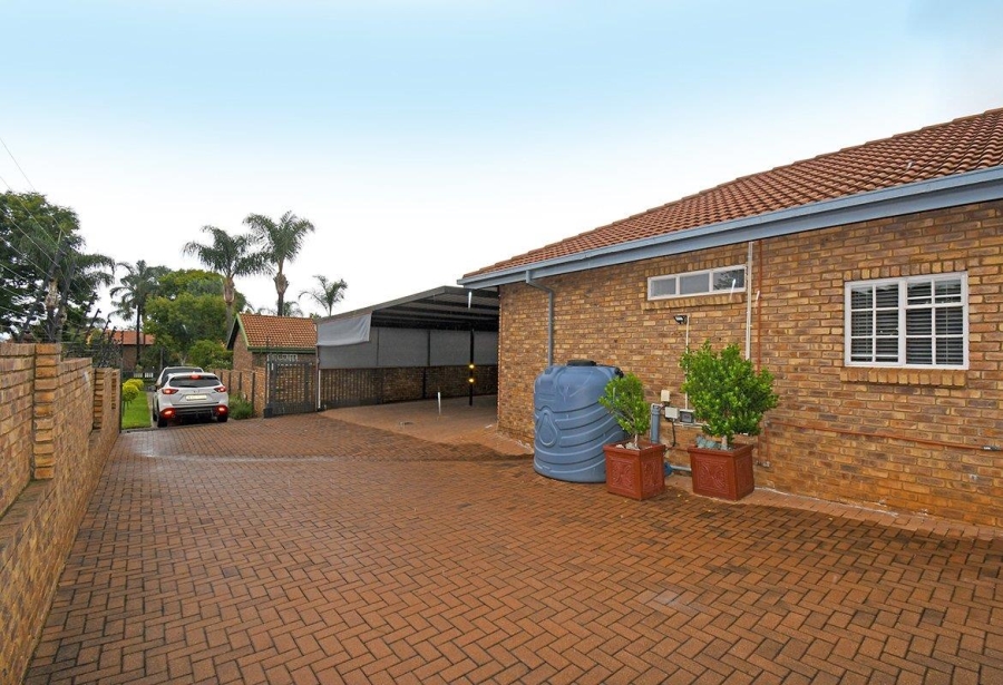 3 Bedroom Property for Sale in Montana Park Gauteng