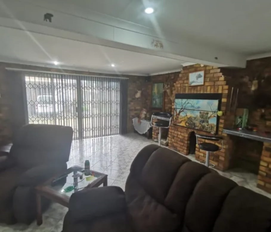 To Let 4 Bedroom Property for Rent in Kempton Park Gauteng