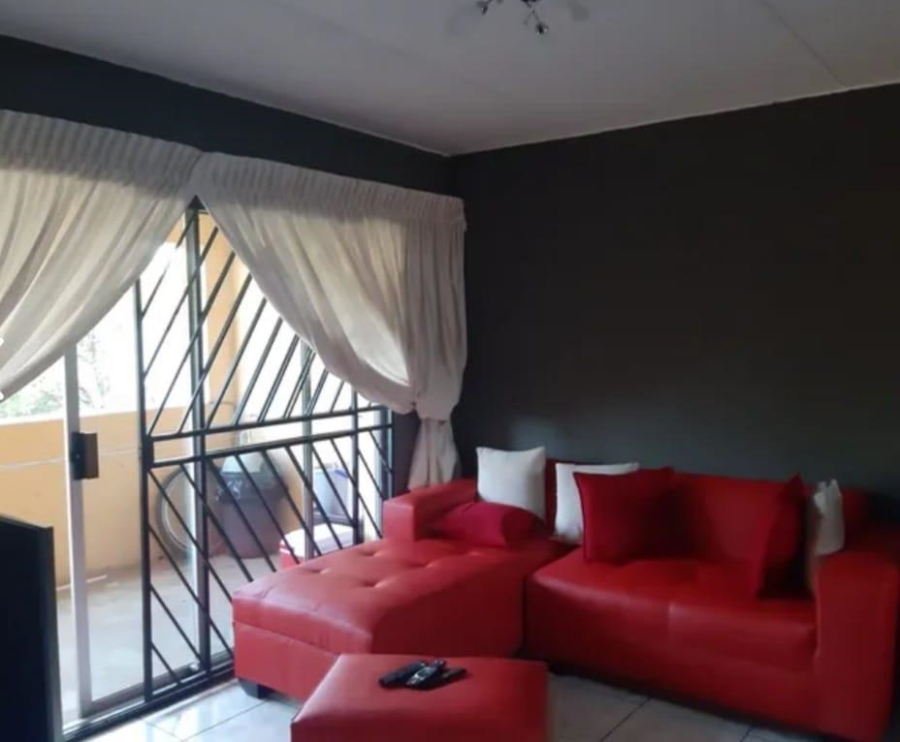 To Let 2 Bedroom Property for Rent in Vorna Valley Gauteng