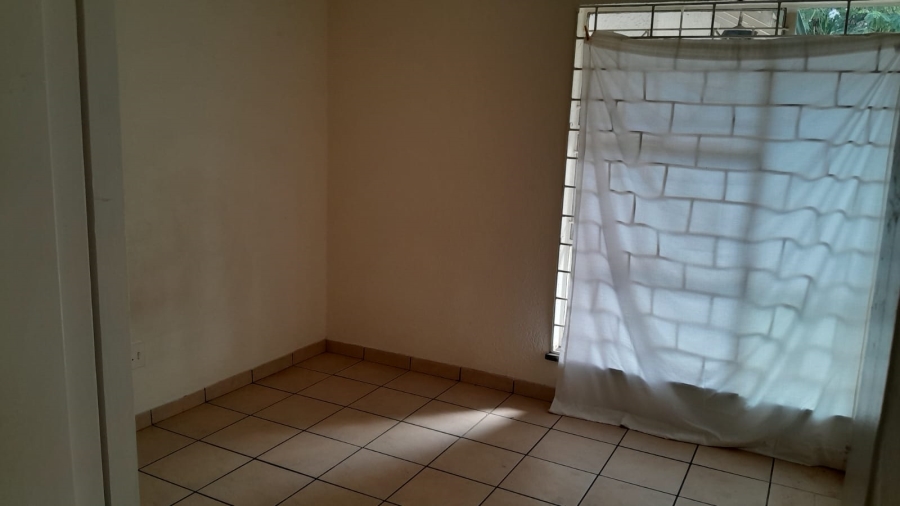 3 Bedroom Property for Sale in Birchleigh Gauteng