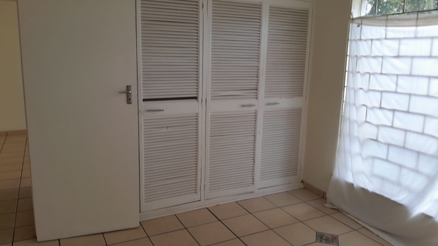 3 Bedroom Property for Sale in Birchleigh Gauteng