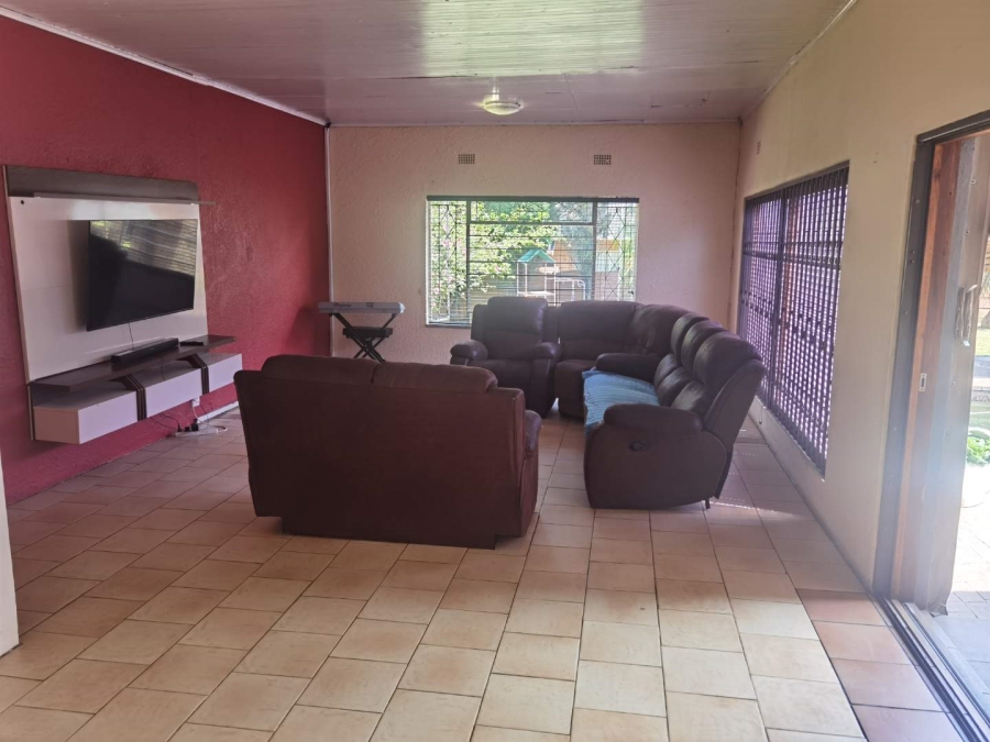 3 Bedroom Property for Sale in Esther Park Gauteng