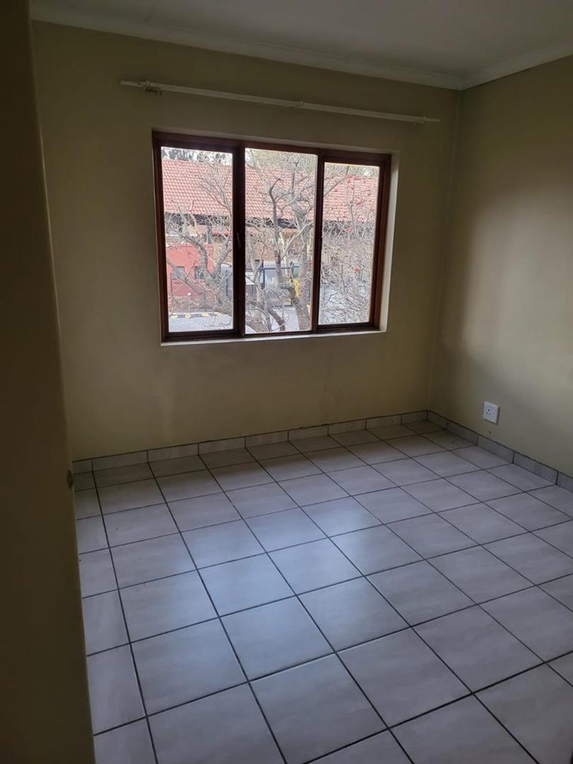 2 Bedroom Property for Sale in Vorna Valley Gauteng