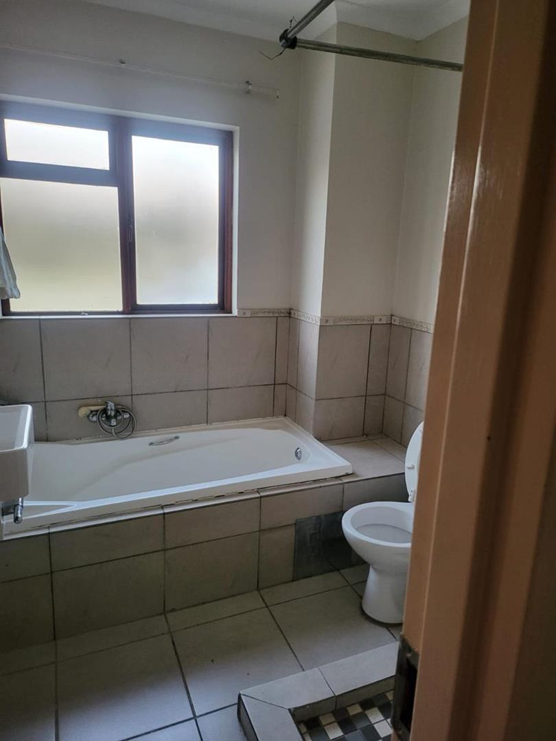 2 Bedroom Property for Sale in Vorna Valley Gauteng