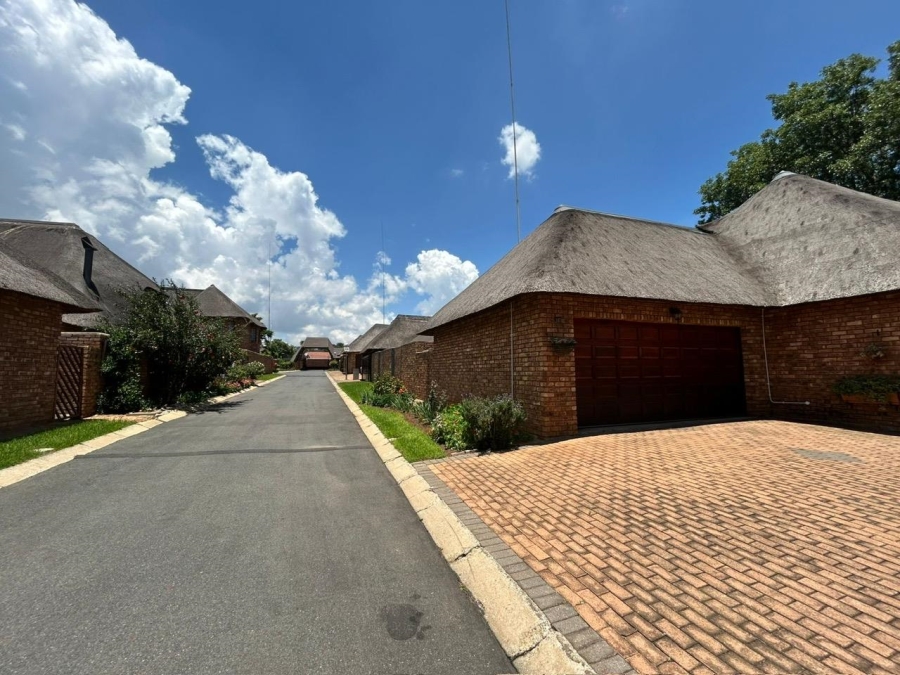 3 Bedroom Property for Sale in Rynfield Gauteng