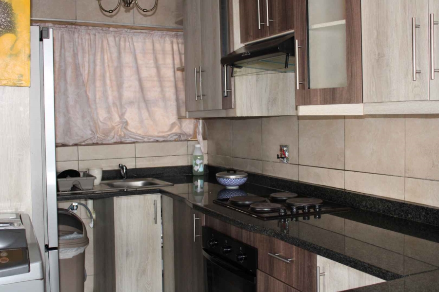 2 Bedroom Property for Sale in Alberton Gauteng