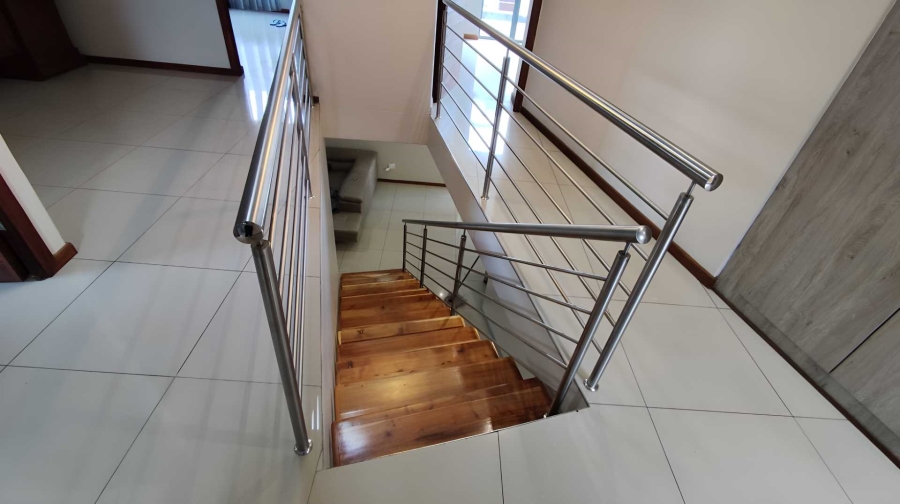 3 Bedroom Property for Sale in Glen Marais Gauteng