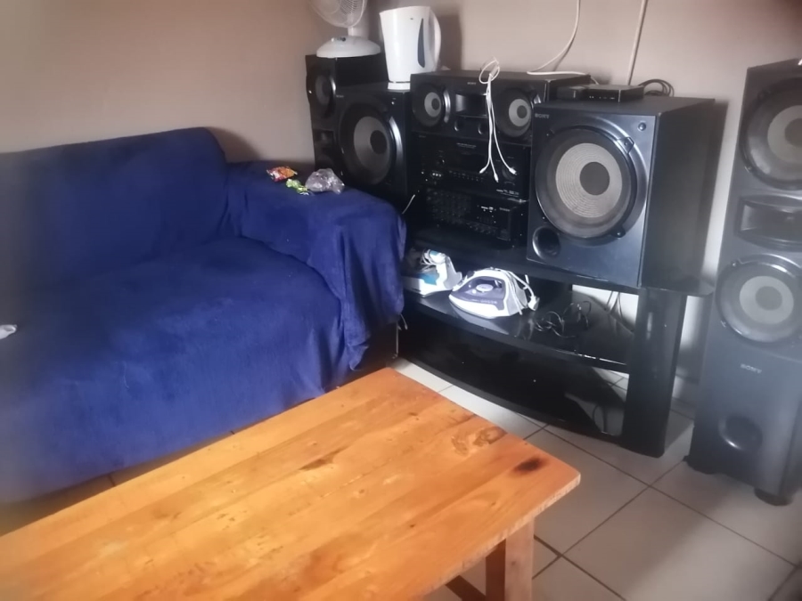 2 Bedroom Property for Sale in Soshanguve W Gauteng