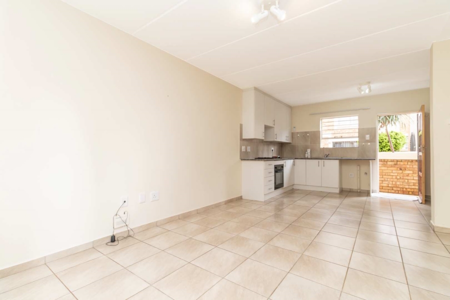 3 Bedroom Property for Sale in Wilgeheuwel Gauteng