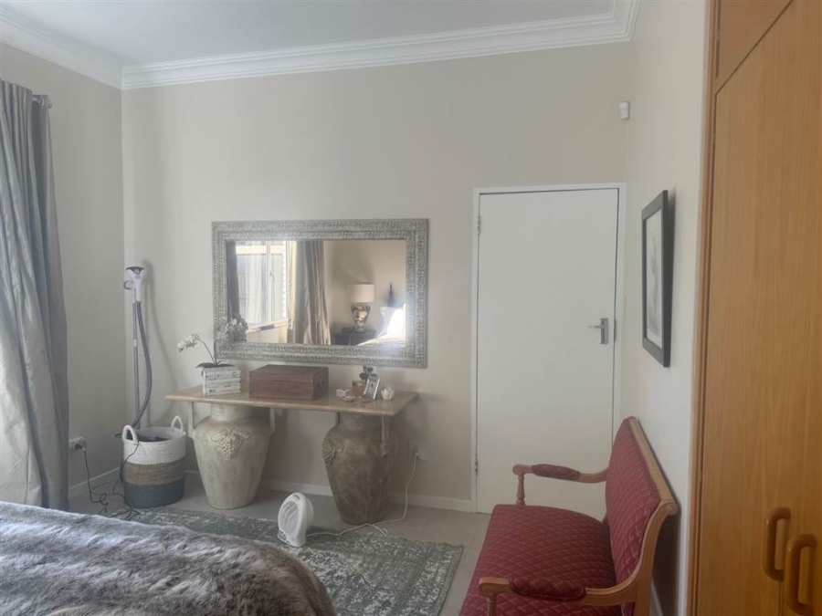 To Let 1 Bedroom Property for Rent in Atholl Gauteng