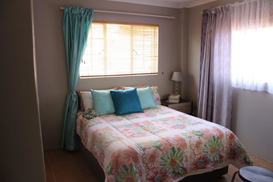 5 Bedroom Property for Sale in Sunward Park Gauteng