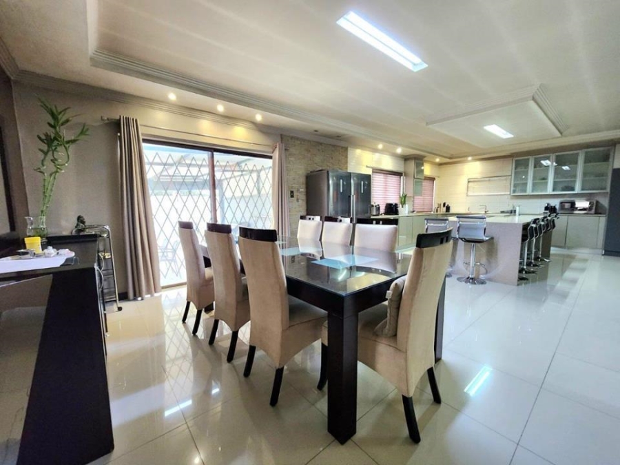 4 Bedroom Property for Sale in Glenanda Gauteng