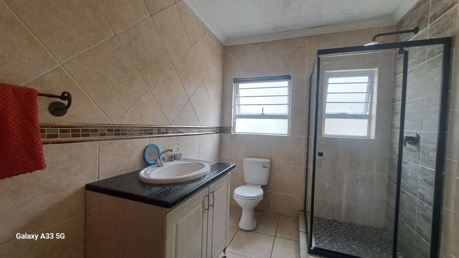 To Let 3 Bedroom Property for Rent in Buccleuch Gauteng