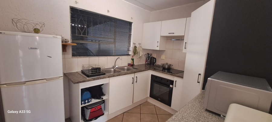 To Let 3 Bedroom Property for Rent in Buccleuch Gauteng