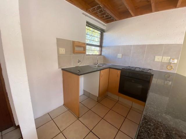 1 Bedroom Property for Sale in Lonehill Gauteng