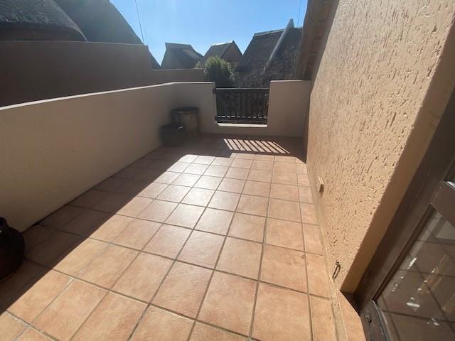 1 Bedroom Property for Sale in Lonehill Gauteng