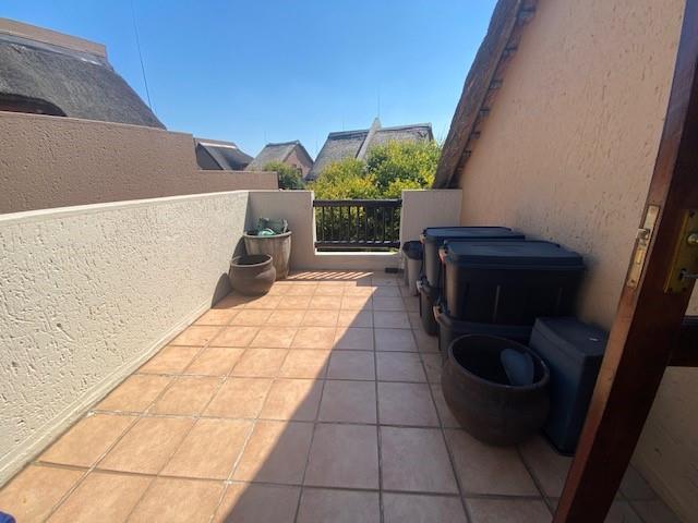 1 Bedroom Property for Sale in Lonehill Gauteng