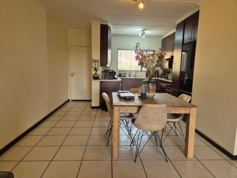 To Let 2 Bedroom Property for Rent in Sunninghill Gauteng