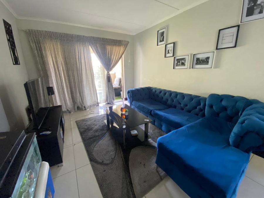 To Let 2 Bedroom Property for Rent in Noordwyk Gauteng