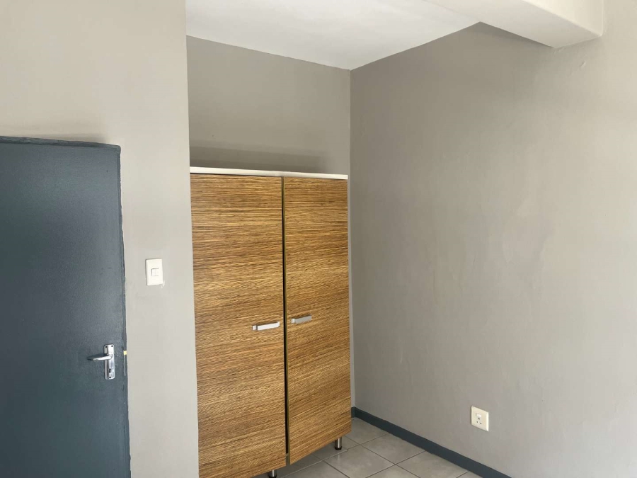 To Let 0 Bedroom Property for Rent in Johannesburg Central Gauteng