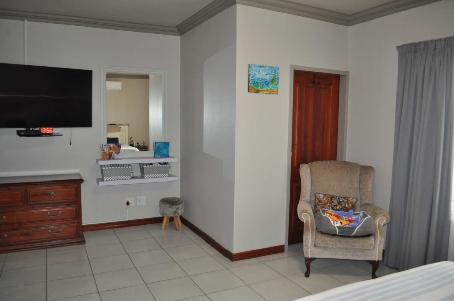 4 Bedroom Property for Sale in The Wilds Gauteng