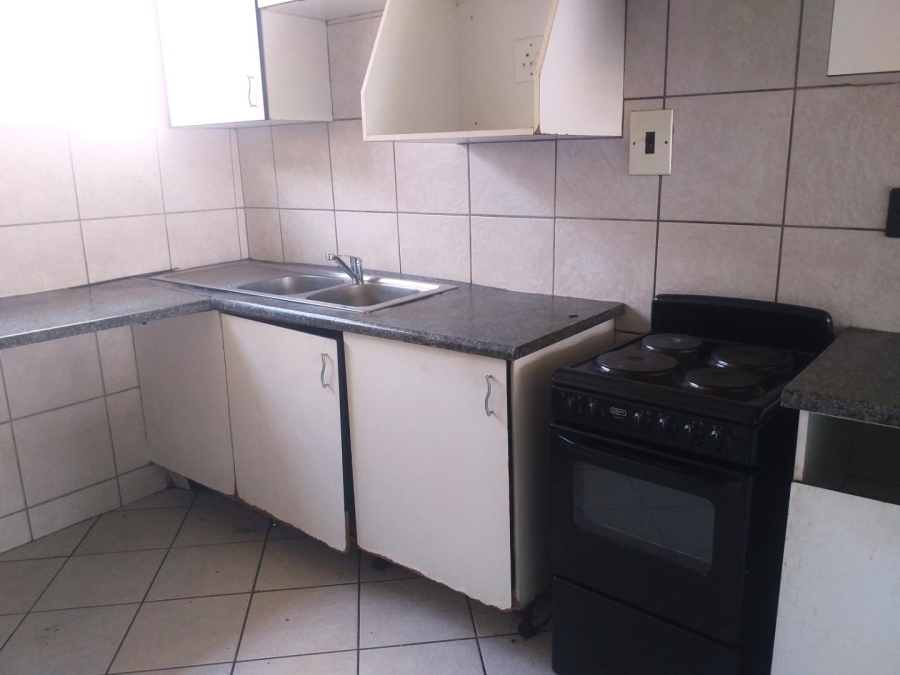 2 Bedroom Property for Sale in New Redruth Gauteng