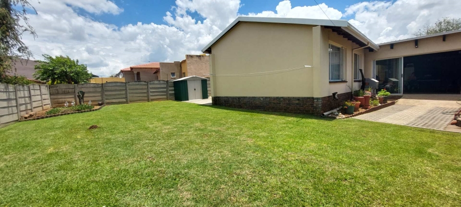 3 Bedroom Property for Sale in Elandspark Gauteng