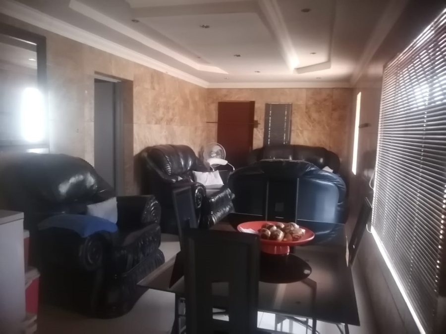 3 Bedroom Property for Sale in East Lynne Gauteng