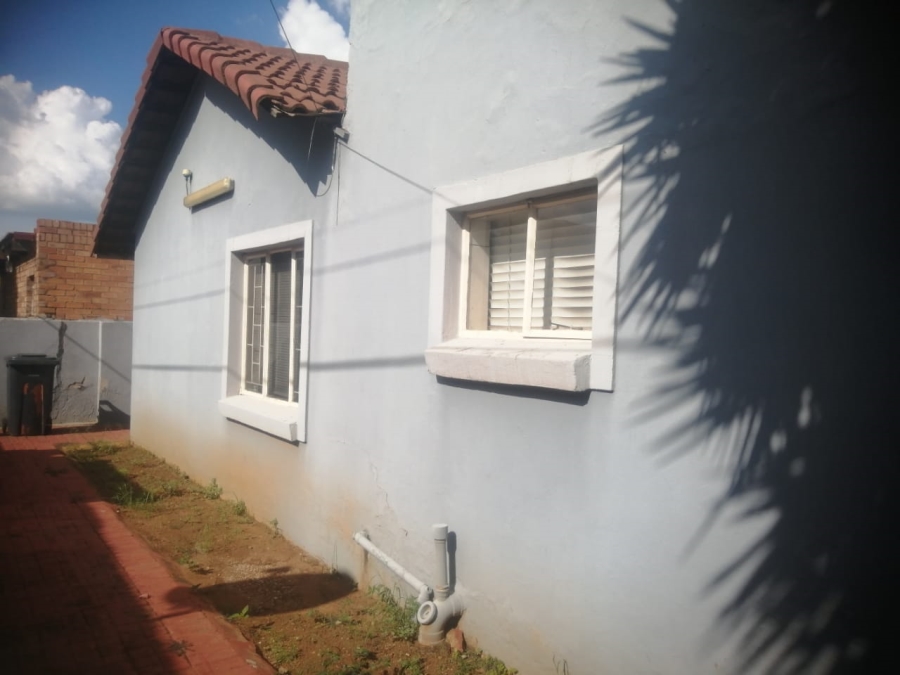 3 Bedroom Property for Sale in East Lynne Gauteng