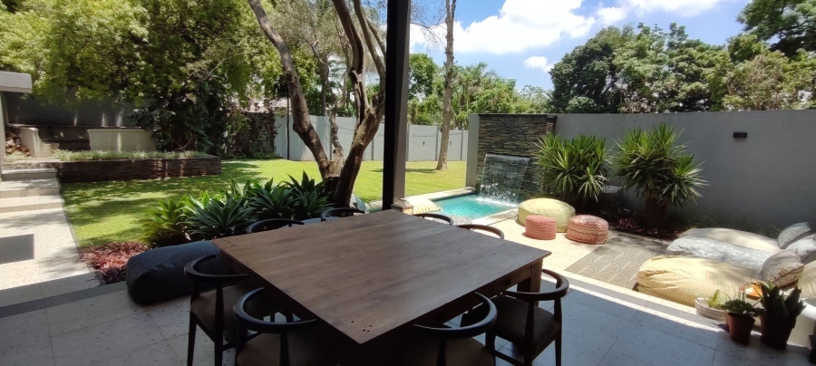 6 Bedroom Property for Sale in Waterkloof Gauteng