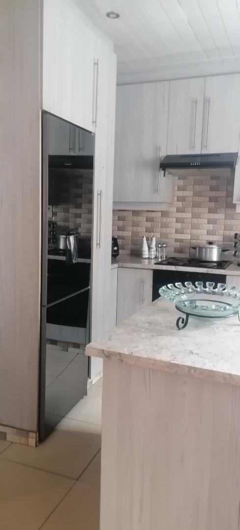 3 Bedroom Property for Sale in Etwatwa Gauteng