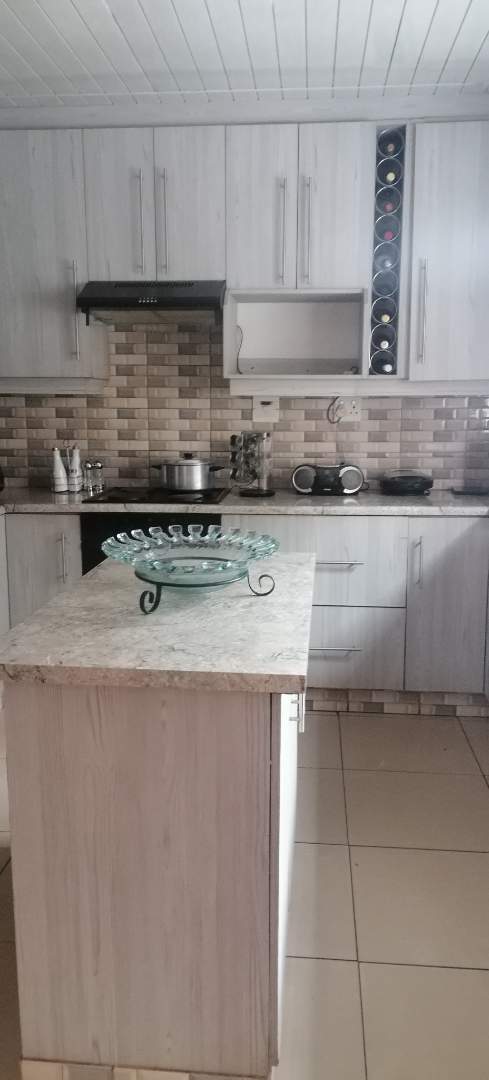 3 Bedroom Property for Sale in Etwatwa Gauteng