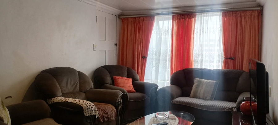 3 Bedroom Property for Sale in Etwatwa Gauteng