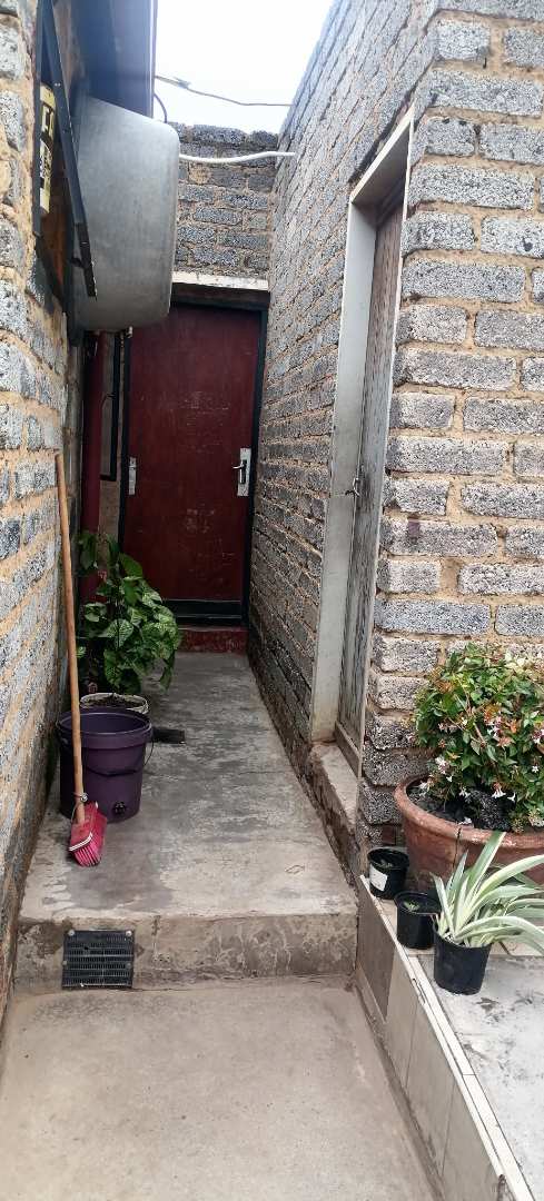 3 Bedroom Property for Sale in Etwatwa Gauteng