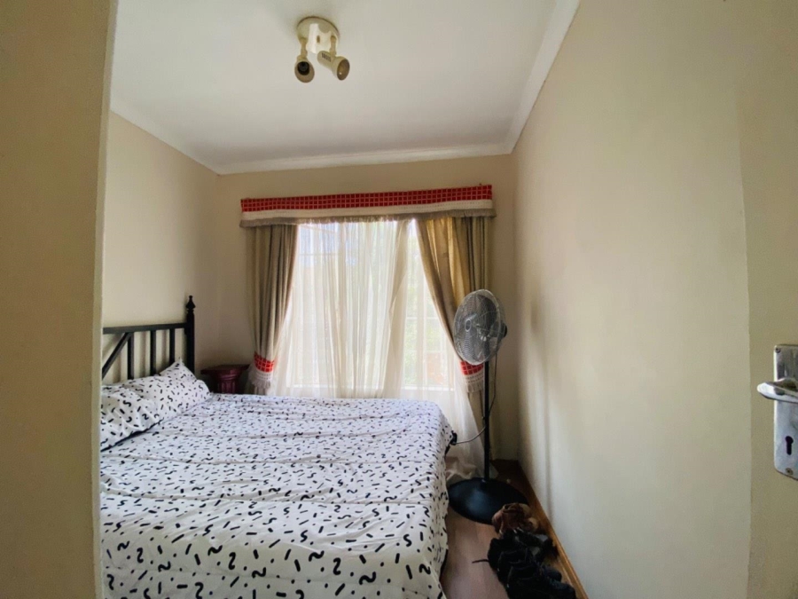 To Let 3 Bedroom Property for Rent in Strubensvallei Gauteng