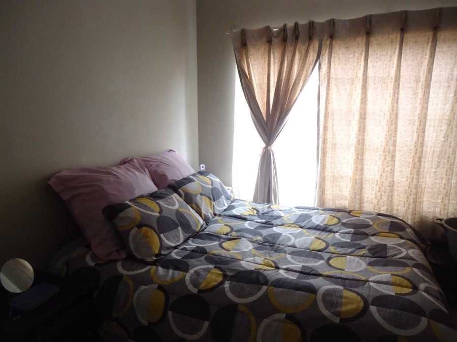 2 Bedroom Property for Sale in Andeon Gauteng