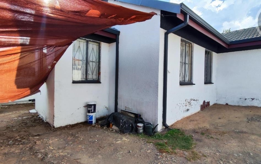 3 Bedroom Property for Sale in Birchleigh North Gauteng