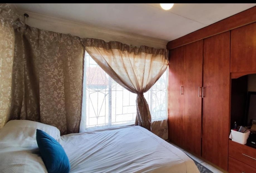 3 Bedroom Property for Sale in Birchleigh North Gauteng