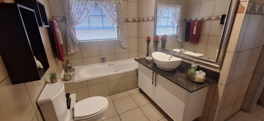 3 Bedroom Property for Sale in Union Gauteng