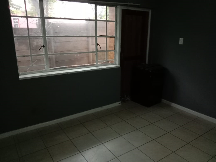 2 Bedroom Property for Sale in Townsview Gauteng