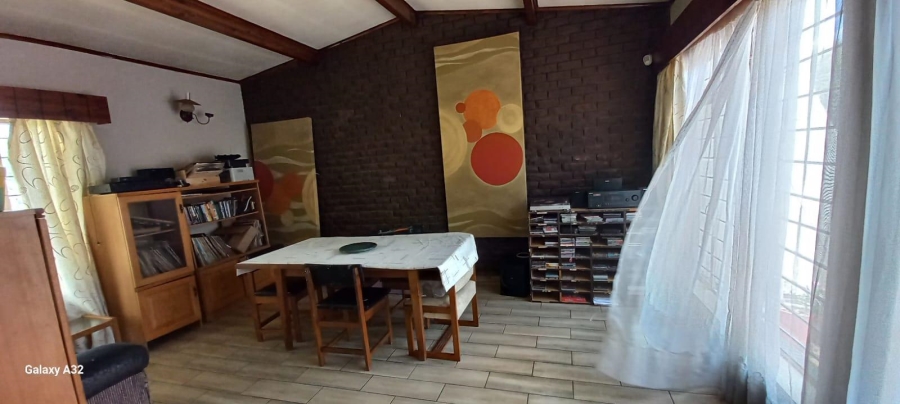 3 Bedroom Property for Sale in Brackendowns Gauteng